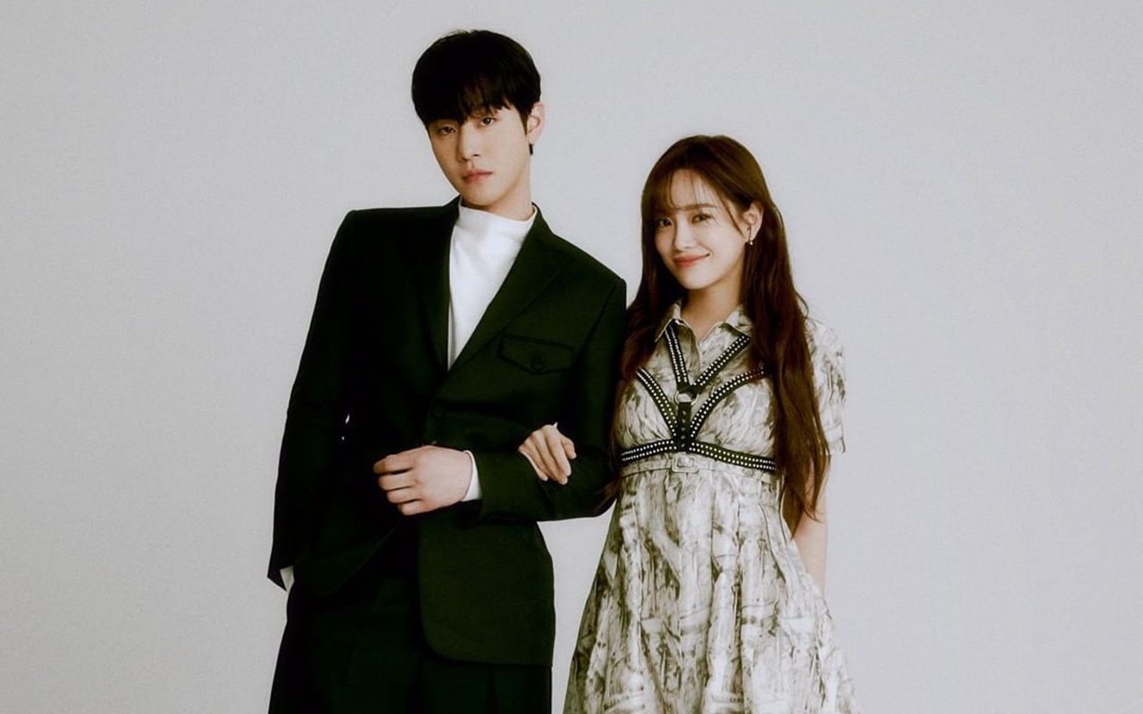 Kim Sejeong Akui Belum Dekat Ahn Hyo Seop Saat Pemotretan Mesra 'Business Proposal'