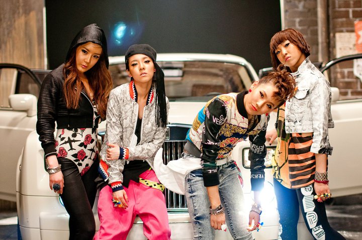 Kesuksesan Debut 2NE1