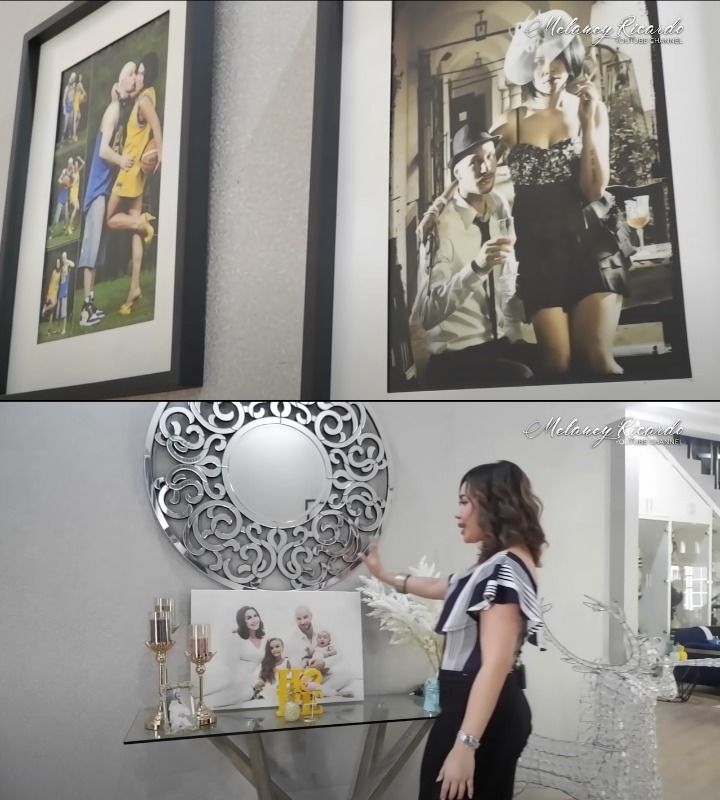 banyak foto kenangan keluarga