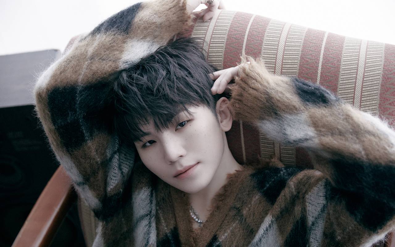 Woozi SEVENTEEN 'Ngeles' Halus Berkedok Nyanyi usai Ditegur Mengumpat