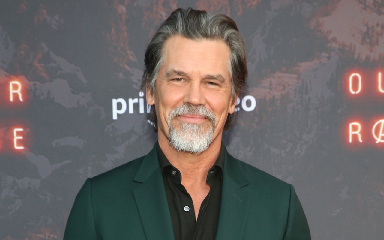 Perankan Thanos, Josh Brolin Pernah Tolak Tawaran Main di 'Jurassic World'