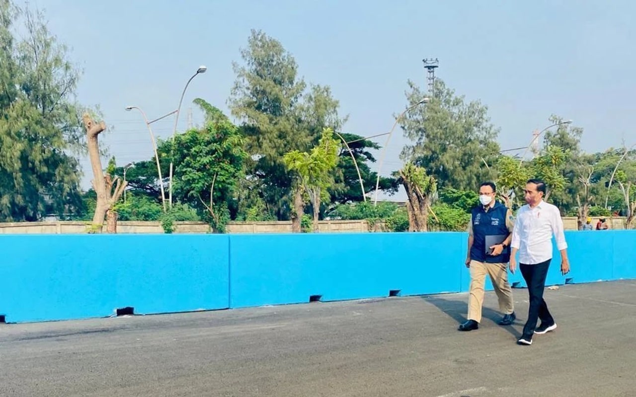 Jokowi Disopiri Anies Tinjau Sirkuit Formula E, Pembangunan Trek Disebut Sudah Selesai 100 Persen