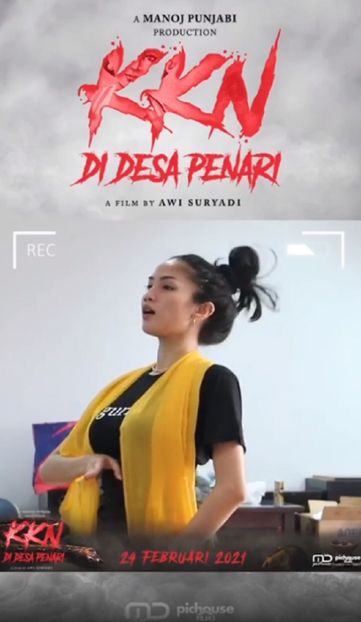 Gemulai Dan Anggun Ketika Menari