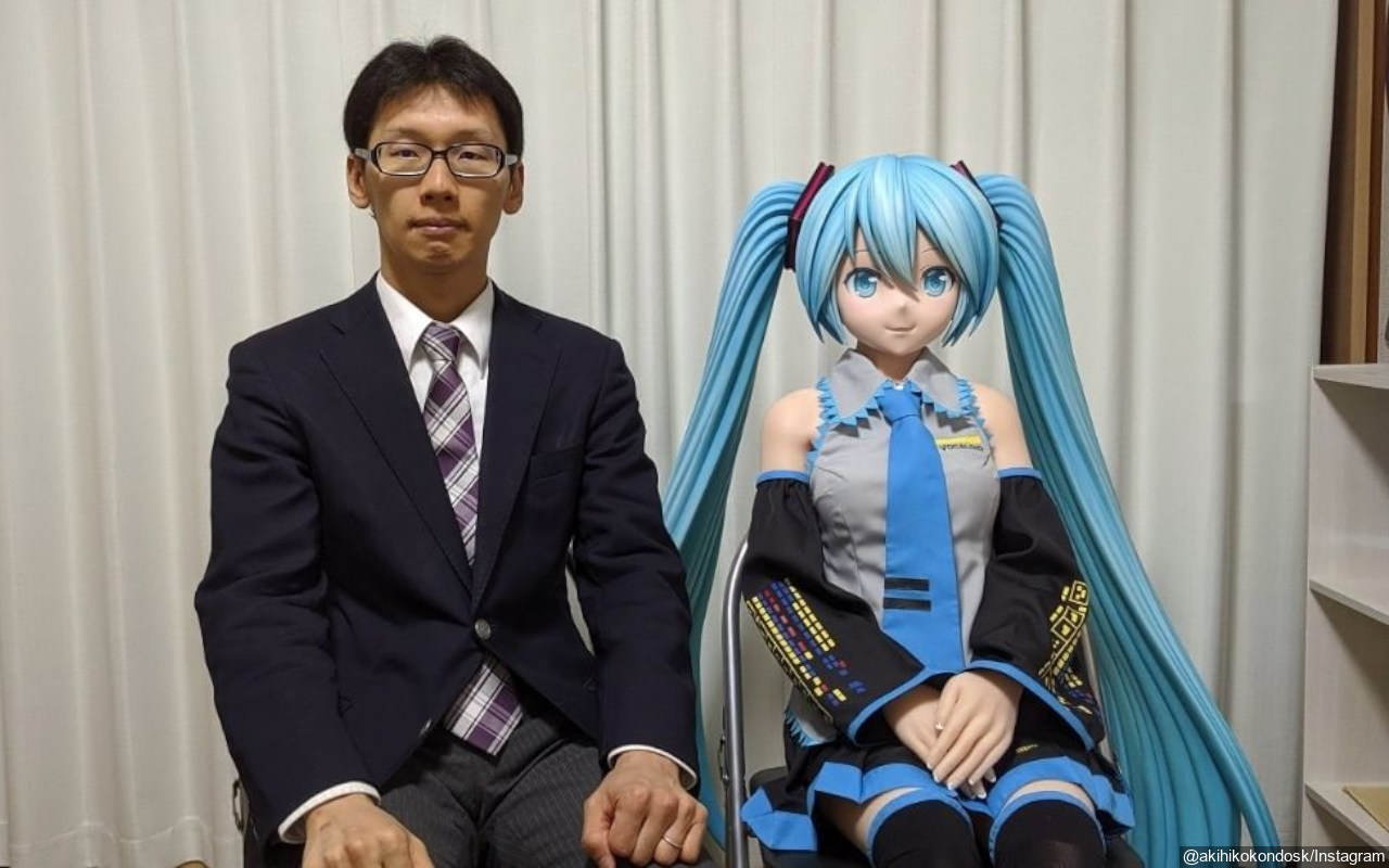 Nah Lho! 4 Tahun Nikahi Hologram Hatsune Miku, Pria Ini Kesulitan Jalin Ikatan dengan Sang 'Istri'