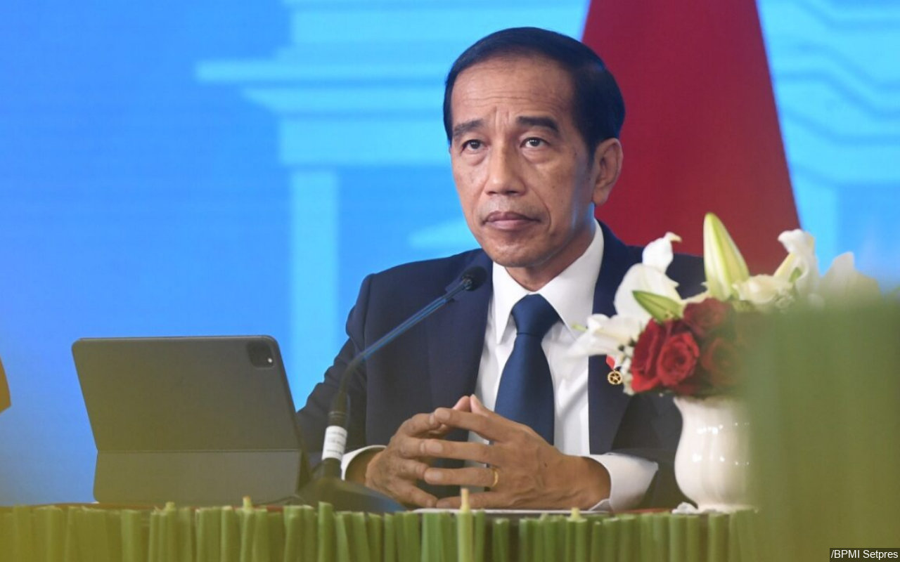 Jokowi Resmi Larang Ekspor Minyak Goreng Sawit, Amerika Serikat dan Rusia Ikut Beri Respons