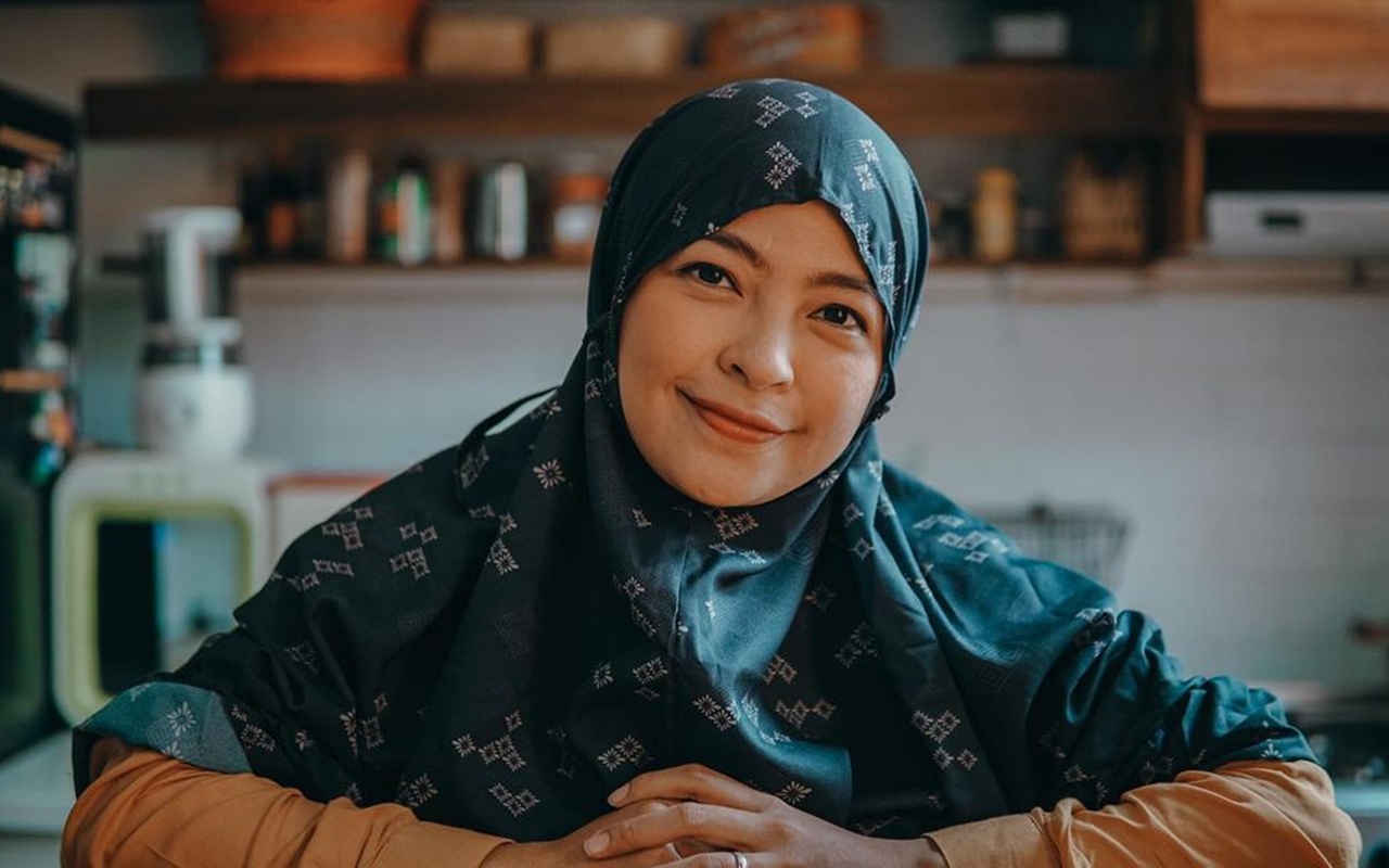 Tantri Kotak Sempat Ingin Stop Nyanyi Karena Hijab, Alasannya Maju Terus Sungguh Mengharukan