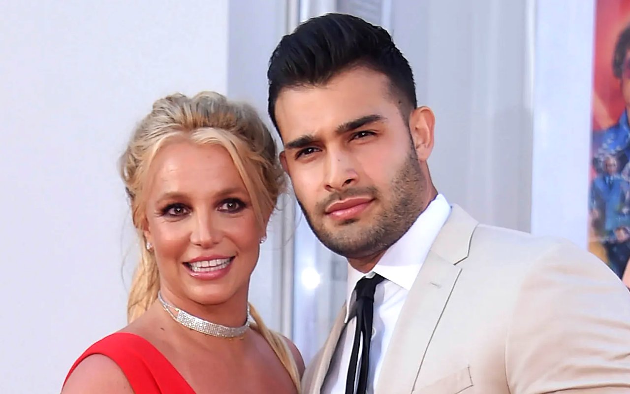 Britney Spears dan Sam Asghari Bicara Soal Jenis Kelamin Calon Anak Pertama