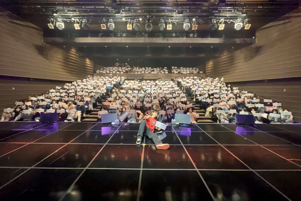  Sukses Berkarier Solo, B.I Berhasil Rampungkan Fanmeeting Offline Pertamanya
