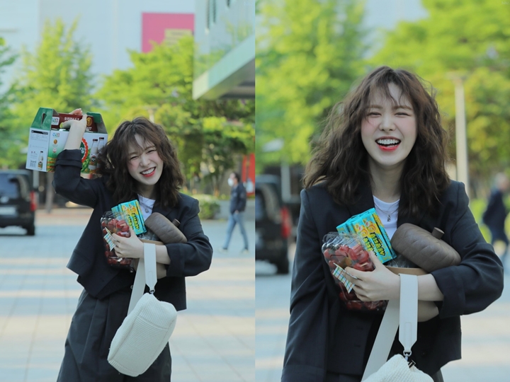 Penampilan Wendy Red Velvet Berambut Keriting Dipuji Secantik Pemeran Utama Drama