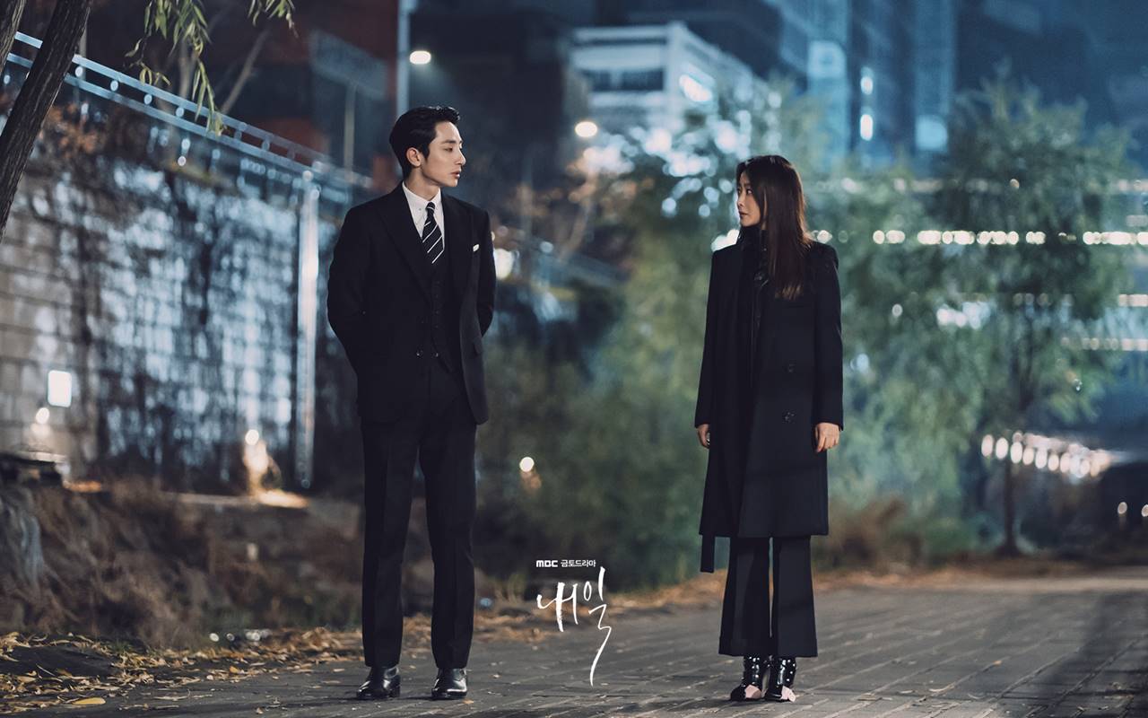 Terciduk Bohong, Direktur Malaikat Maut Bakal Beber Masa Lalu Kim Hee Sun-Lee Soo Hyuk di 'Tomorrow'