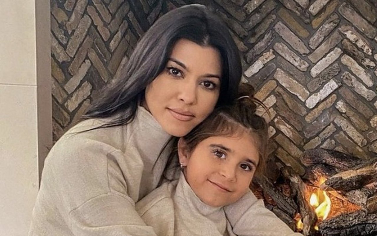 Penelope Putri 9 Tahun Kourtney Kardashian Nangis Usai Tahu Sang Ibu Dilamar Travis Barker