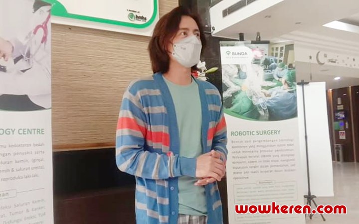 Anak Kedua Cut Meyriska Lahir, Begini Cara Roger Danuarta Beri Pengertian Ke Putra Pertama