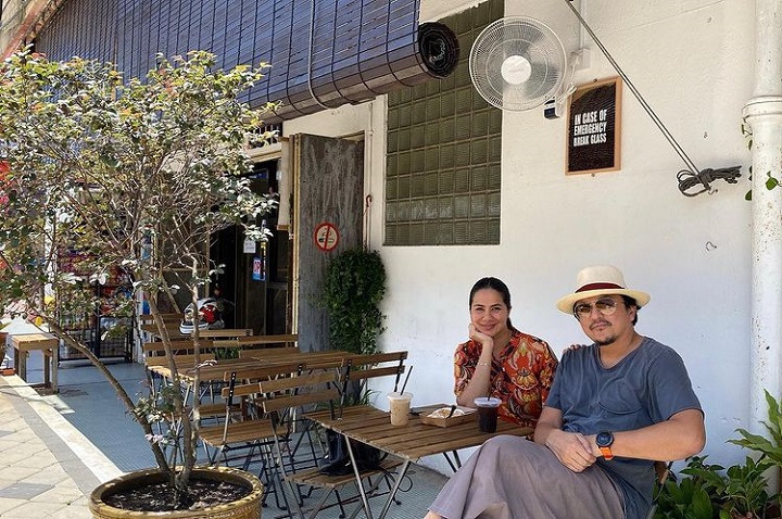 Momen hangout ala pasangan