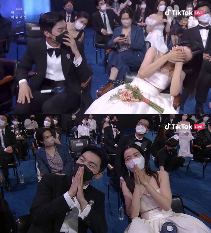 Momen interaksi Kim Tae Ri dan Choi Hyun Wook di ajang Baeksang Art Awards 2022