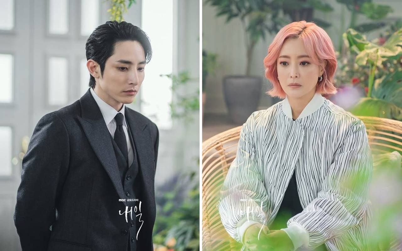 Tak Lagi Teori Fans, 'Tomorrow' Blak-blakan Beri Kode Lee Soo Hyuk dan Kim Hee Sun Pasutri
