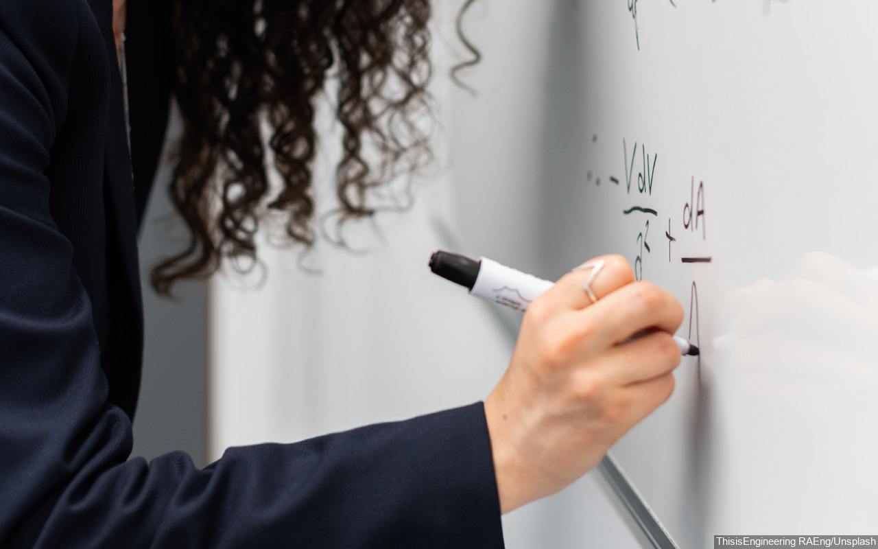 Buat Pusing 6 Profesor Selama 4 Bulan Soal Matematika Ini Dipecahkan Jenius Tiongkok Dalam Semalam