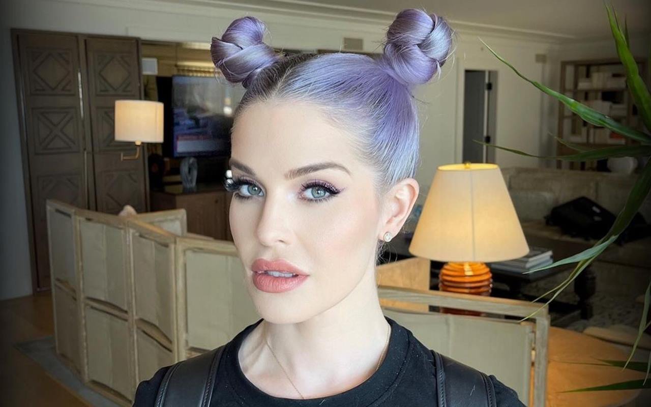 Selamat, Kelly Osbourne Umumkan Tengah Hamil Anak Pertama