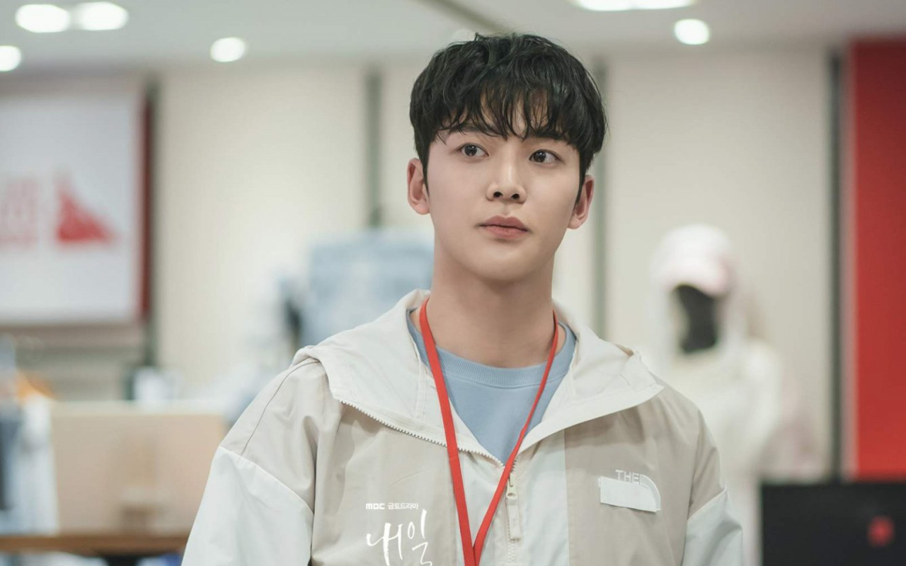 Penampilan Rowoon SF9 di Masa Lalu 'Tomorrow' Beda Drastis dengan Saat Ini, Seperti Apa?