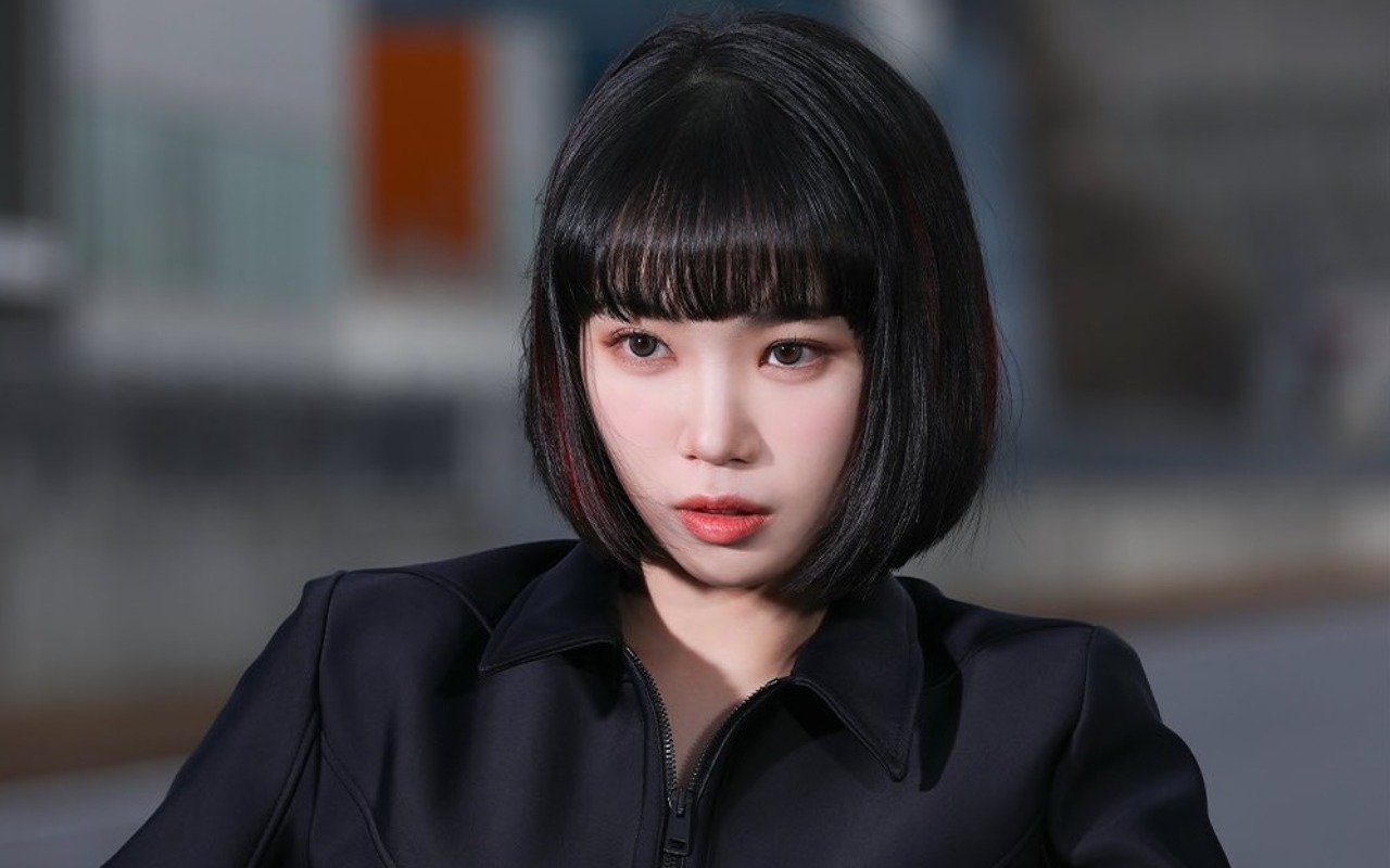 Kim Chaewon Pakai Outfit Under Boobs Di Teaser Debut LE SSERAFIM Disorot, Intip 10 Gayanya Slay Abis