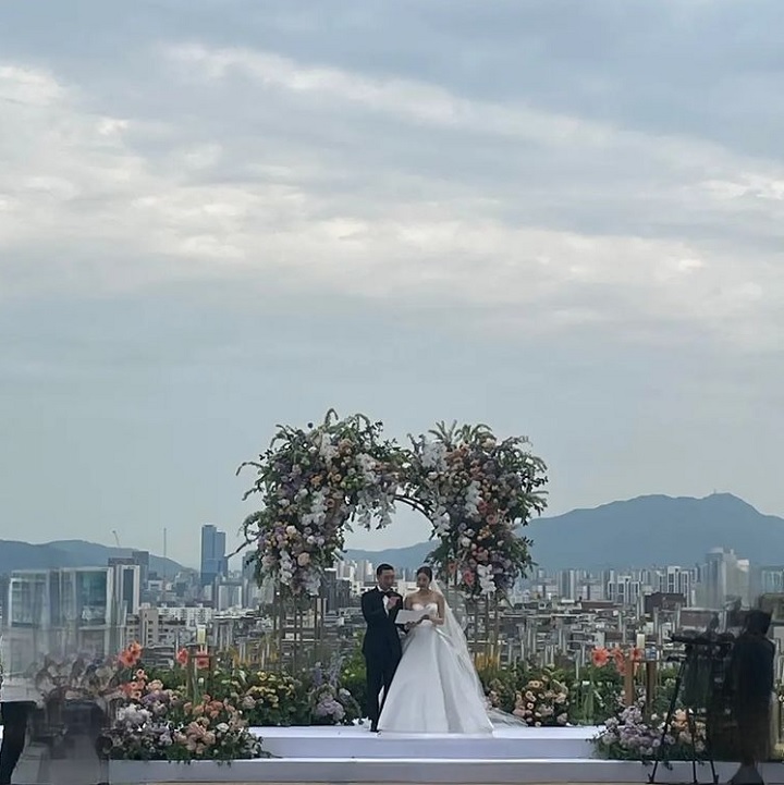  Bak drakor <i>Happy ending!</i>