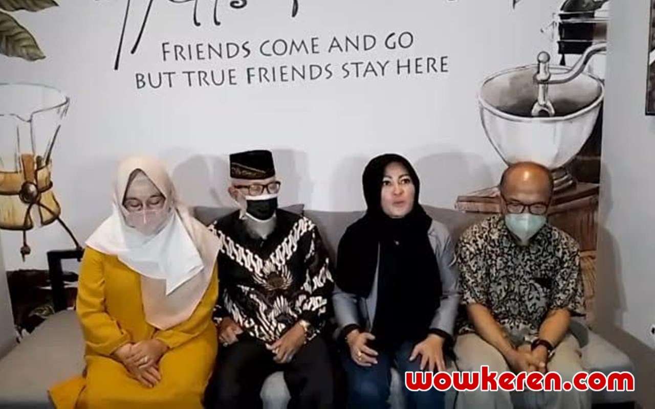 'Diseret' Keluarga ke RSJ, Medina Zein Sempat Berontak dan Ucapkan Kalimat Ini Pada Ibu