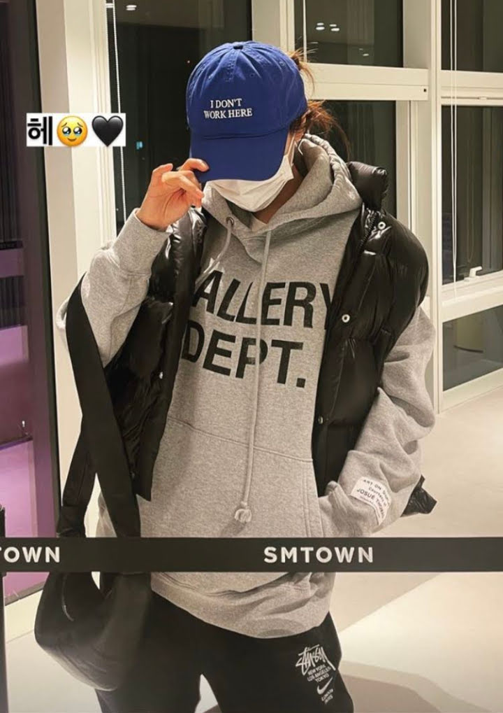 Datang ke kantor SM, Sooyoung Girls' Generation disorot karena mengenakan topi ini