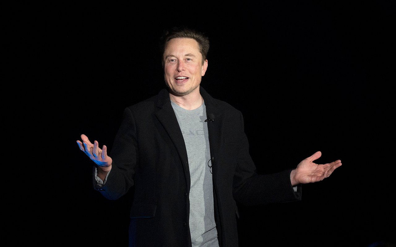 Hampir Separuh Followers Joe Biden Ternyata Palsu, Elon Musk 'Calon Bos Twitter' Bilang Begini