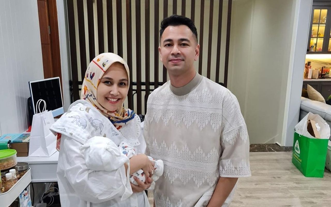 Mimi Bayuh Disentil 'Ngintil' Raffi Ahmad, Bagian Perut Picu Isu Hamil-Nikah Siri?
