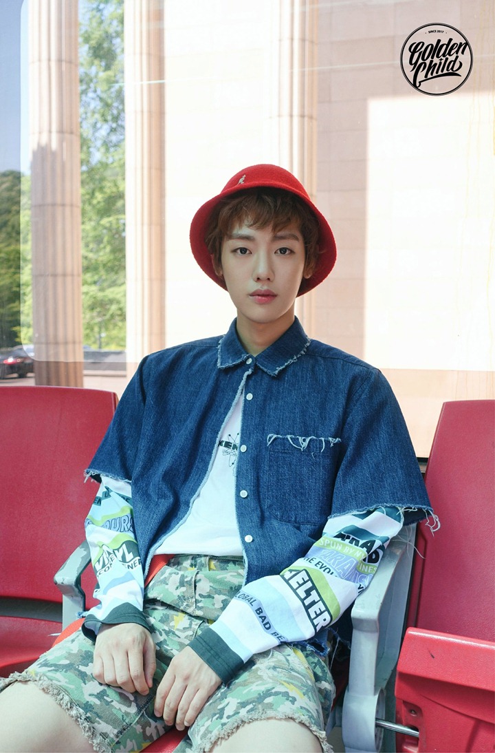 <i>Fashionable</i>