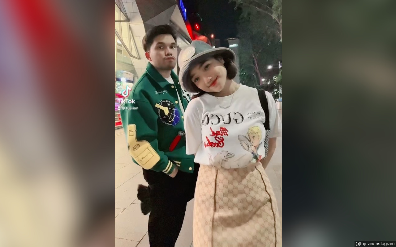 Fuji Pamer Hasil Recreate Video Mesra 6 Bulan Lalu, Bentuk Tubuh Thariq Bikin Salfok