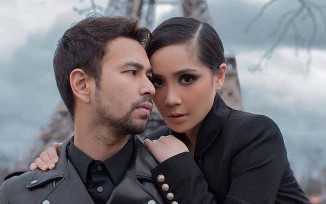 Menangis Hingga Tertidur Hadapi 'Aib' Raffi Ahmad, Nagita Slavina Diminta Lebih Tegas