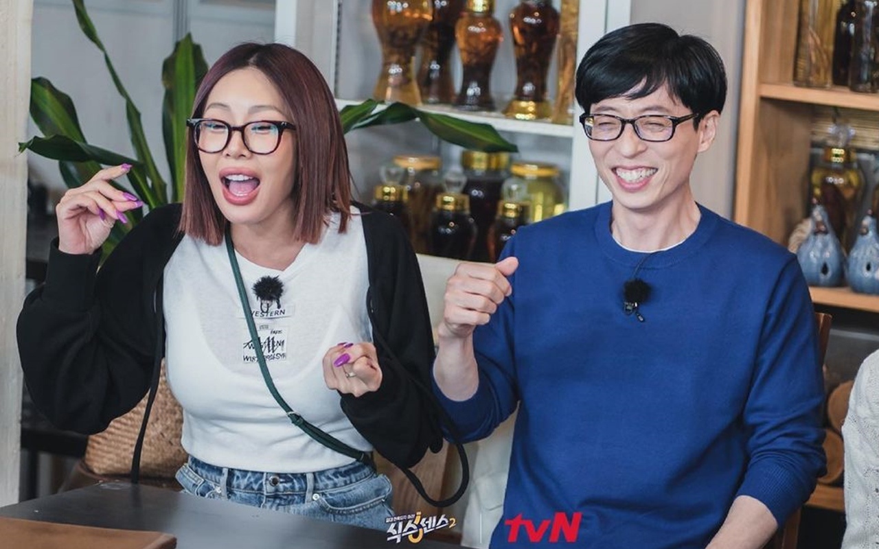 Yoo Jae Seok Minta Maaf Soroti Bagian Baju Jessi Yang Terbuka di 'The Sixth Sense 3'