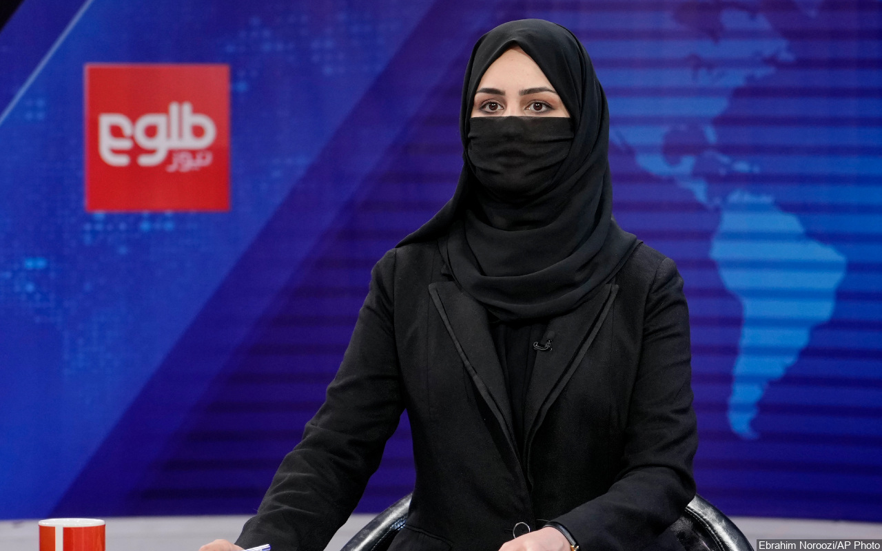 Taliban Telah Berlakukan Kebijakan Bagi Pembawa Acara TV Wanita Afghanistan Tutupi Wajah Mereka