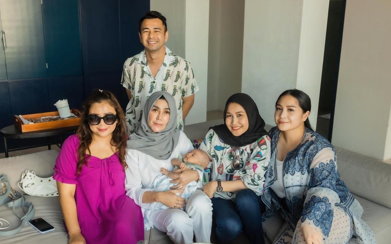 Makin 'Digoreng', 'Dokter Kandungan' Mendadak Komentari Baju Mimi Asisten Keuangan Raffi Ahmad?