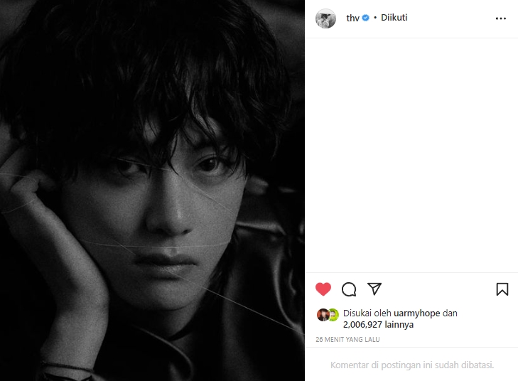 Perdana Sejak Rumor Pacari Jennie, V BTS Bikin Heboh Posting Ini di Instagram 1