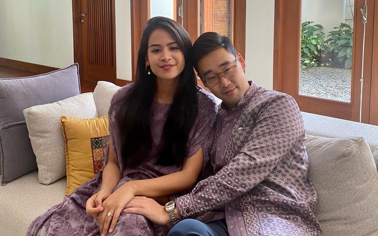 Kepo Abis, Netizen Serbu Unggahan Lawas Suami Maudy Ayunda Gegara Hal Kocak Ini