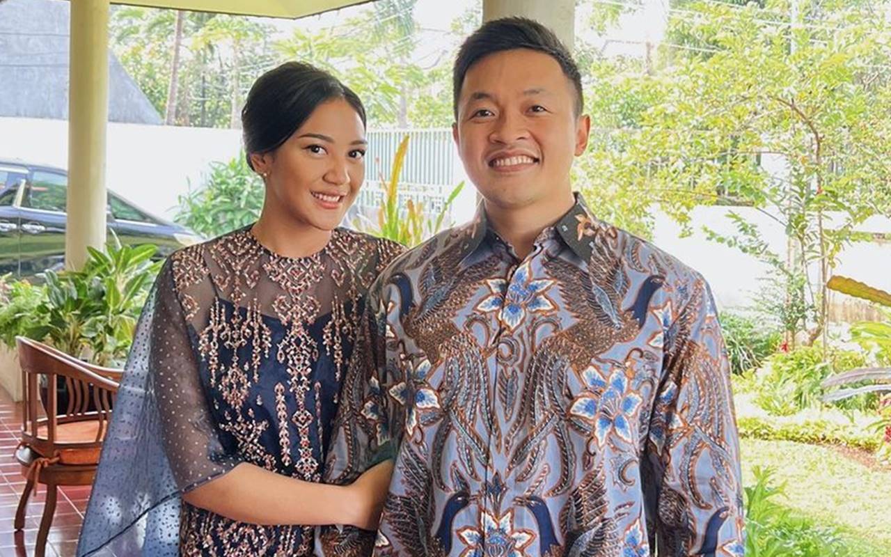 Putri Tanjung Ungkap Rasanya Menikah Dengan Guinandra Jatikusumo Selama 2 Bulan, Manis Banget!