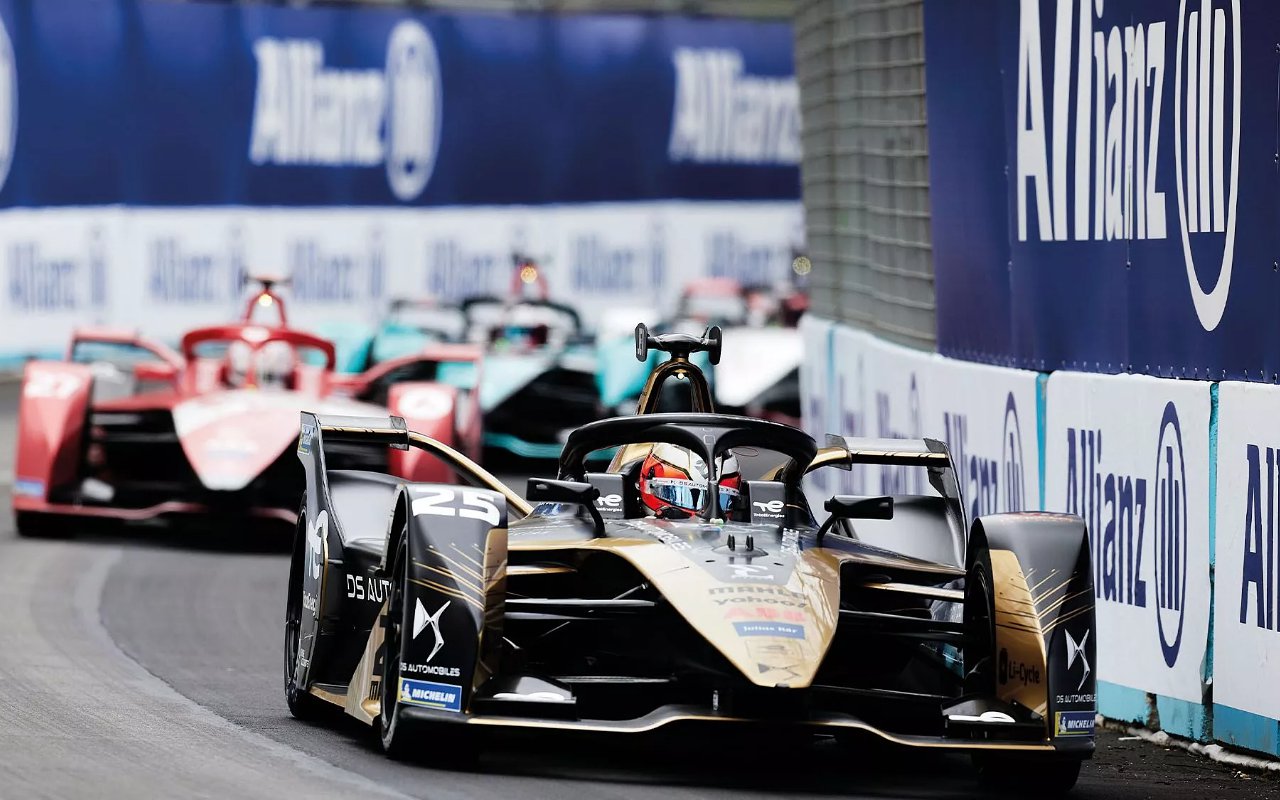 Formula E Jakarta Dimulai Hari Ini, Jokowi Akan Nonton Langsung dan Sapa Para Pembalap