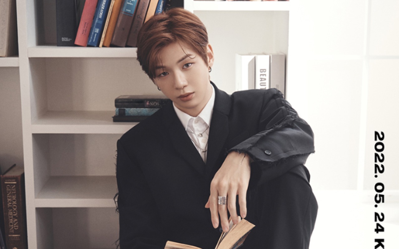 Lovable Oppa, 10 Potret Kang Daniel yang dikabarkan akan hiatus karena saraf terjepit