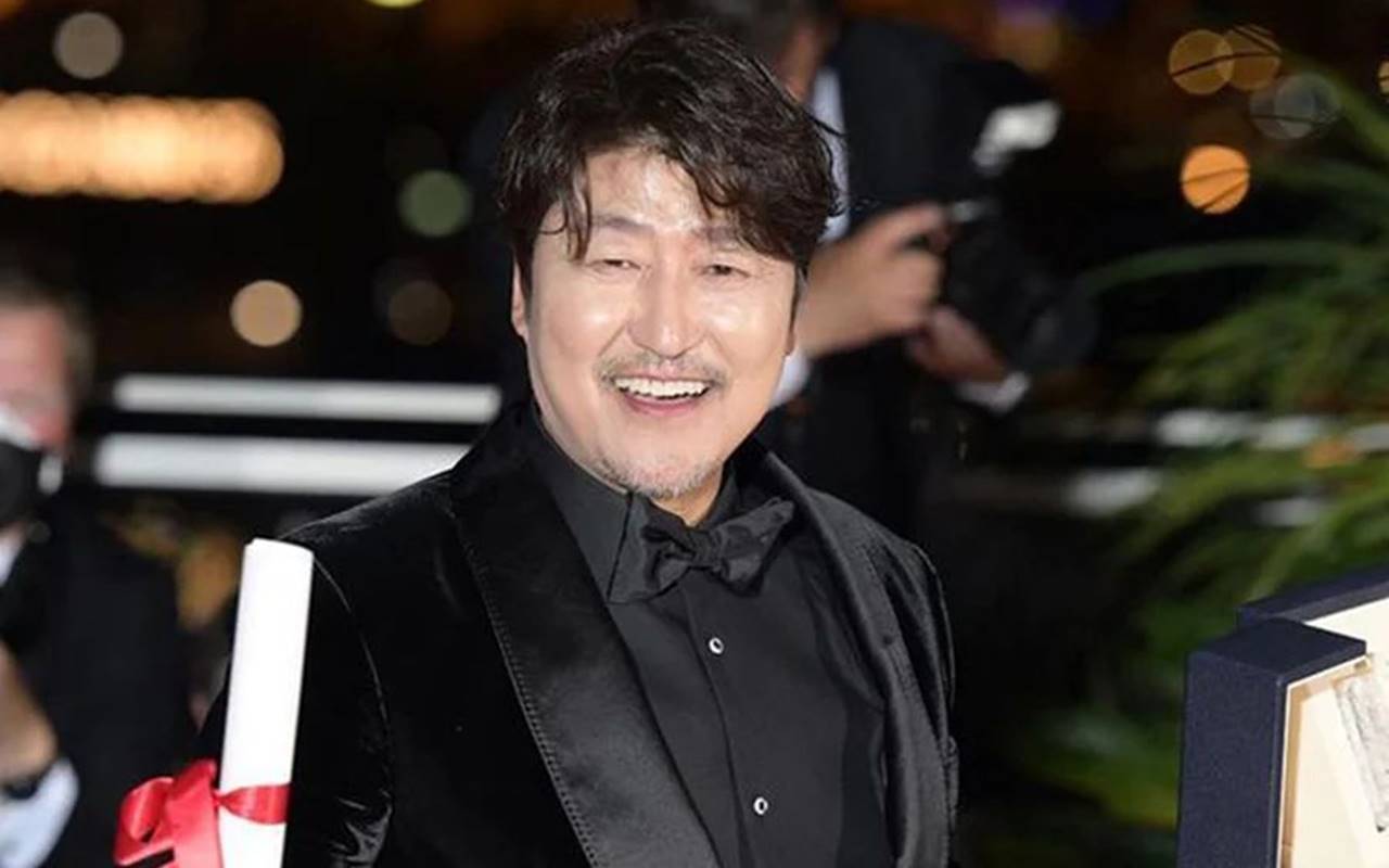 Proyek Film Sukses Semua, Song Kang Ho Yakin Dipilih Sutradara Gara-Gara Gak Ganteng