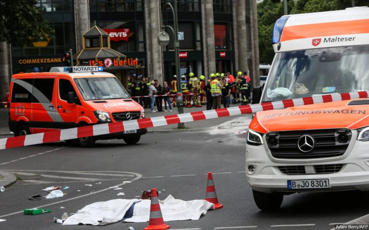 Mobil Tabrak Kerumunan di Berlin, Lokasi yang Sama Saat Simpatisan ISIS Bajak Truk Tewaskan 12 Orang