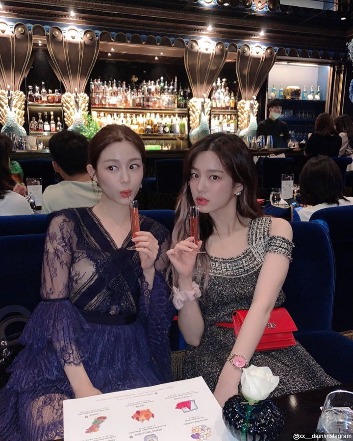 Adik Dari Lee Yu Bi