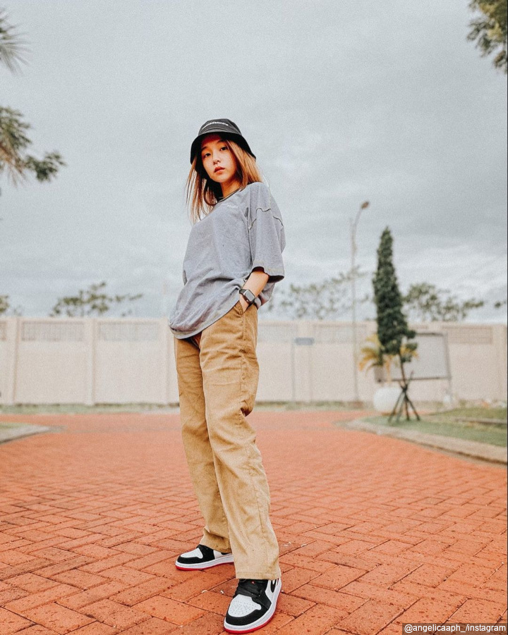 <i>Bucket Hat Addict</i>