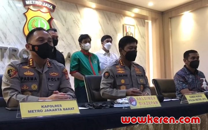 Andrie Gitaris Kahitna Ditangkap Karena Positif Narkoba