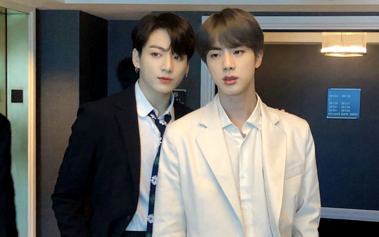 Bikin Ngakak, Begini Reaksi Kocak Jungkook Saat Tangannya Hampir Dijilat Jin BTS