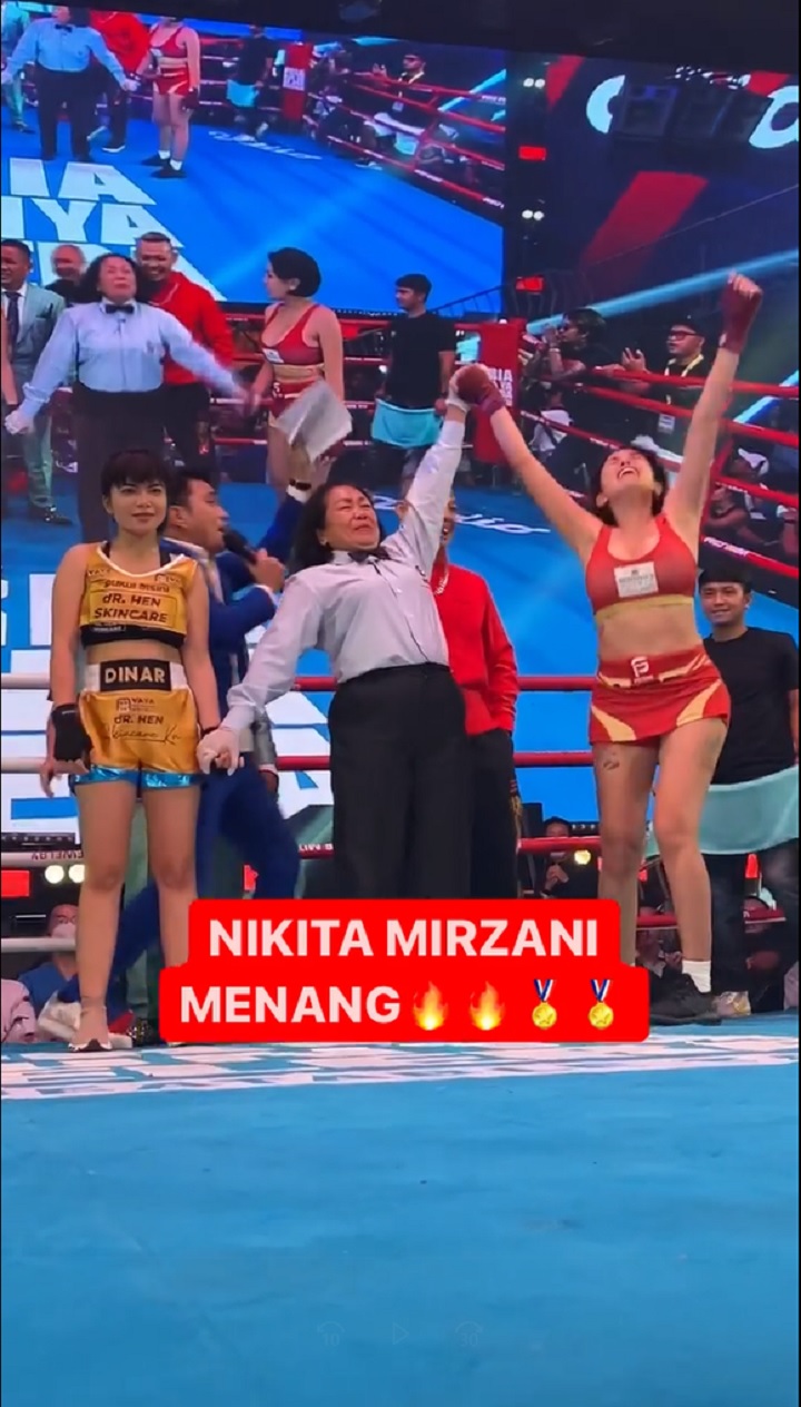 Nikita Mirzani Kalahkan Dinar Candy