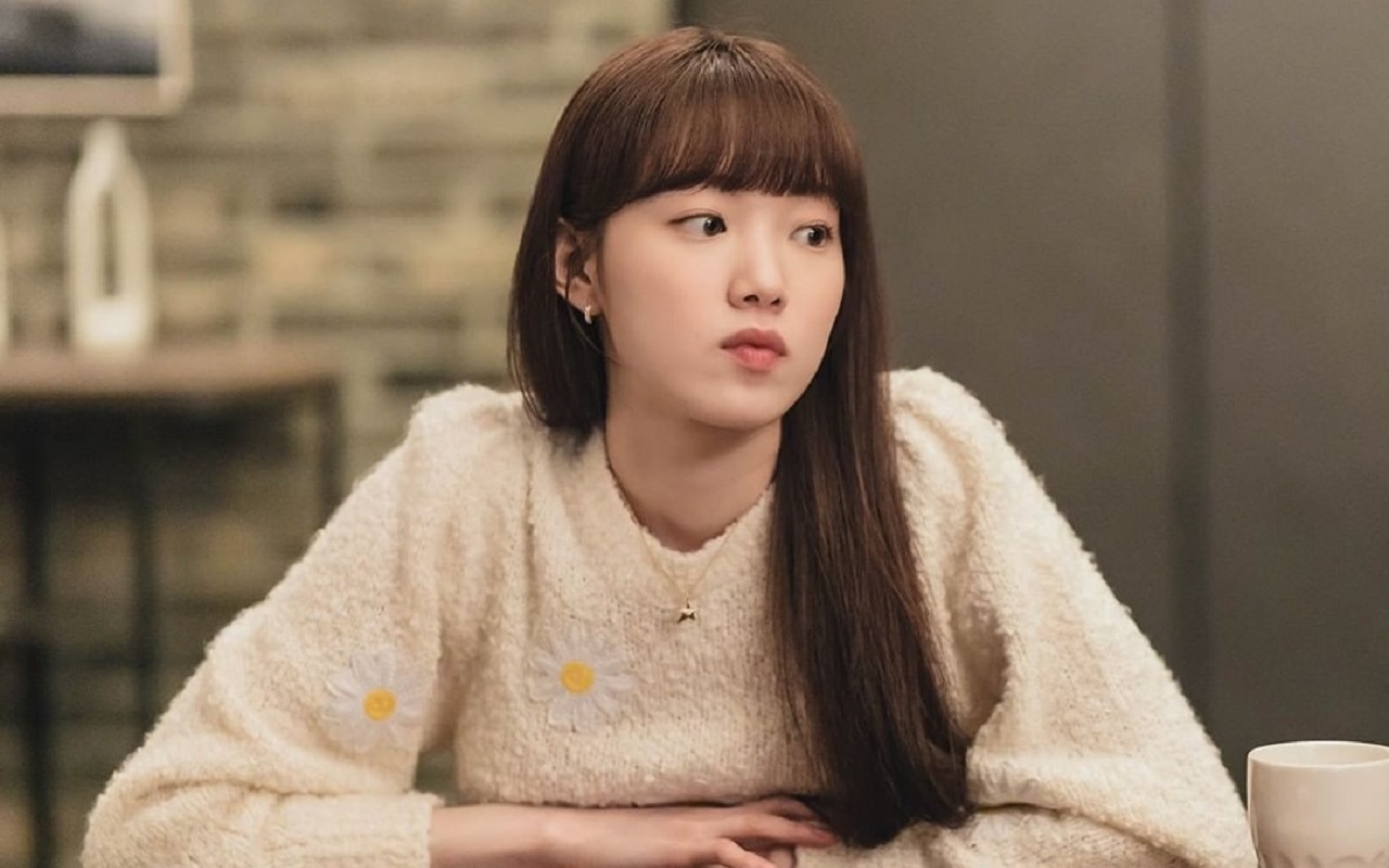 Lee Sung Kyung Beber Caranya Perankan Ketua Tim PR Agensi di 'Shooting Stars', Ada Persiapan Khusus?