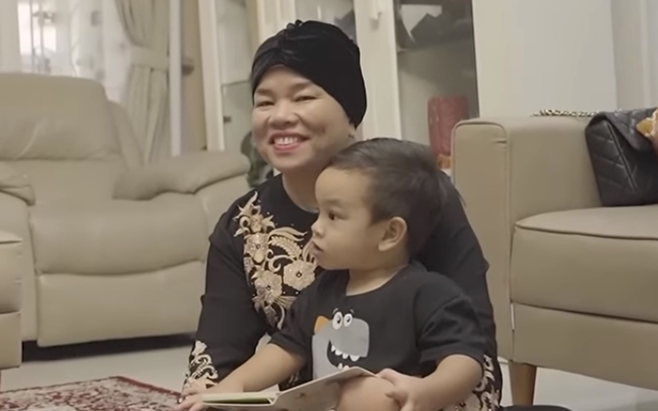 Dikira Tak Awasi Gala, Oma Dewi 'Tampar' Sindiran Farhat Abbas Lewat Video Ini