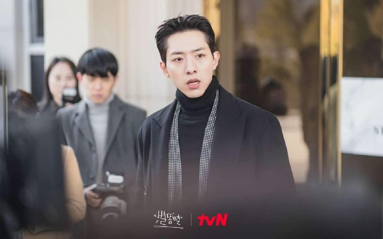 Rating 'Shooting Stars' Jeblok, Lee Jung Shin CN Blue Beri Tanggapan Bijak