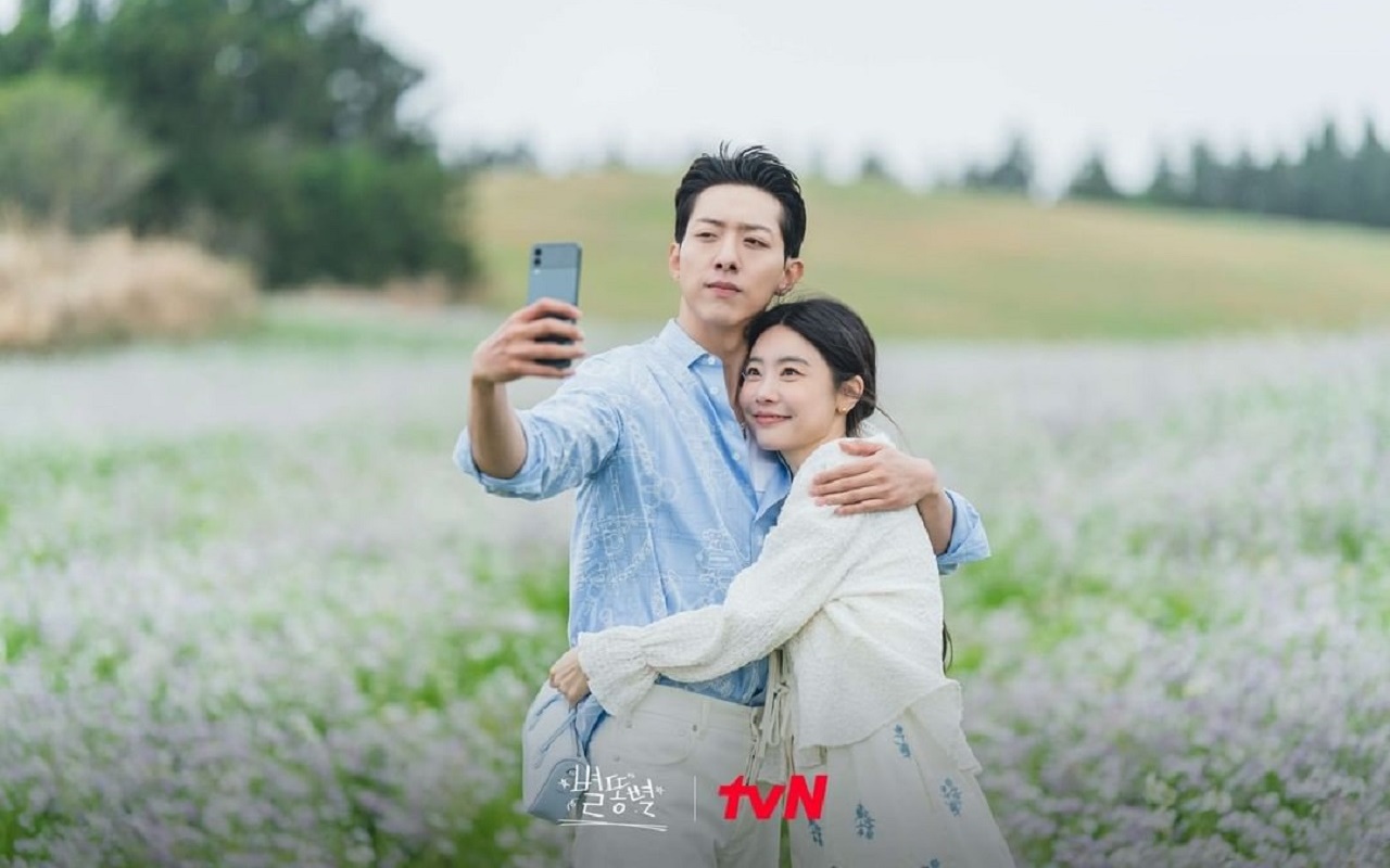 Sesama Idol, Begini Perasaan Lee Jung Shin Saat Pertama Kali Bertemu Sojin di 'Shooting Stars'